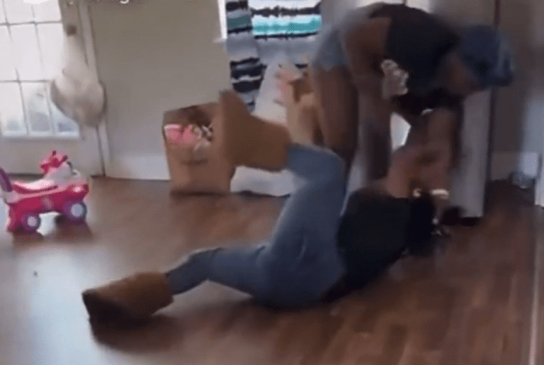 Woman Brutally Beats Hairstylist for Allegedly Sleeping With Her “Baby Daddy”